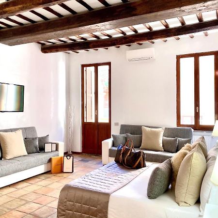 Fontana Di Trevi Private Luxury Apartaments Ρώμη Εξωτερικό φωτογραφία